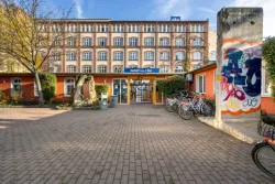 Dini Chance GmbH, DEUTSCHLAND, 4 Tage Kurzurlaub zu zweit in Berlin im a&o Berlin Friedrichshain, Reisen, Reiseschein, Reisescheine, Reisegutschein, Reisegutscheine, Hotelgutschein, Hotelgutscheine, Urlaubsgutschein, Urlaubsgutscheine, Kurzurlaub, Ku