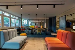 Dini Chance GmbH, DEUTSCHLAND, 4 Tage Kurzurlaub zu zweit in Düsseldorf im a&o Düsseldorf Hauptbahnhof, Reisen, Reiseschein, Reisescheine, Reisegutschein, Reisegutscheine, Hotelgutschein, Hotelgutscheine, Urlaubsgutschein, Urlaubsgutscheine, Kurzur