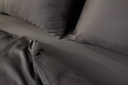 2 Emma Satin-Baumwolle Kissenbezüge 40x80 - 100% Satin aus natürlicher Baumwolle - Dunkelgrau