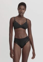 hessnatur Damen Soft BH PURE SENSE LACE aus TENCEL™ Modal - schwarz Grösse34