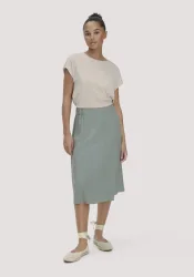 hessnatur Damen Rock Knielang aus SaXcell®Lyocell - grün Grösse46