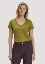 hessnatur Damen T-Shirt Regular aus Regenerative Organic Cotton (ROC) - grün Grösse48