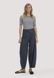 hessnatur Damen Hose Barrel Leg aus Bio-Baumwolle - blau - Größe 48