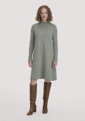 hessnatur Damen Strick Kleid Relaxed aus TENCEL™ Lyocell mit Bio-Baumwolle - grün GrösseXS