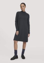 hessnatur Damen Strick Kleid Relaxed aus TENCEL™ Lyocell mit Bio-Baumwolle - schwarz GrösseXS