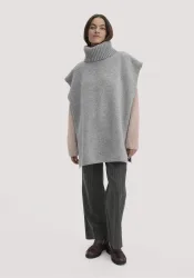 hessnatur Damen Strick Poncho Pullover Oversize BETTER RECYCLING aus Bio-Merinowolle - grau Grösseonesize