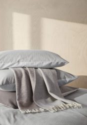hessnatur Doubleface Plaid TOSID aus Bio-Lambswool - grau Grösse130x180 cm