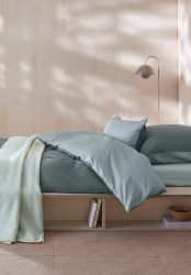 hessnatur Satin Wende Bettwäsche Set aus Bio-Baumwolle - grün Grösse200x200 / 2x40x80 cm