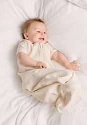 hessnatur Baby Musselin Schlafsack aus Bio-Baumwolle - naturfarben Grösse110cm