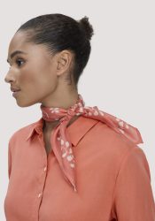 hessnatur Damen Print Seidentuch - orange Grösse55x55 cm