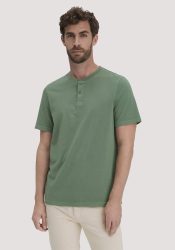 hessnatur Herren Heavy Jersey Henley Shirt Relaxed aus Bio-Baumwolle - grün Grösse54