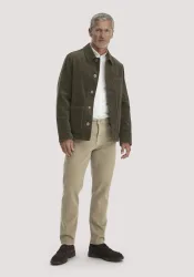 hessnatur Herren Jeans MADS Relaxed Tapered aus Bio-Denim mit Recycling-Baumwolle - grün - Größe 33/30