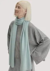 hessnatur Damen Strick Schal aus Bio-Merinowolle mit Cashmere - grün - Größe 35x208 cm