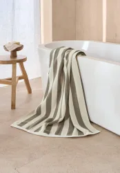hessnatur Streifen Handtuch aus Bio-Baumwolle - beige - Größe 50x100 cm