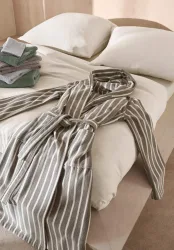 hessnatur langer Bademantel Relaxed Streifen aus Bio-Baumwolle - beige - Größe L