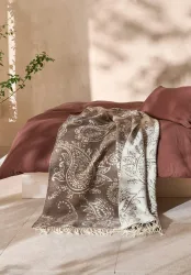 hessnatur Plaid AMARA aus Bio-Lambswool - braun - Größe 130x180 cm