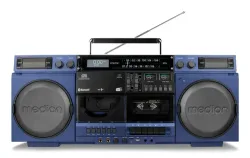 MEDION LIFE P66538 Retro-Boombox blau, DAB+/PLL-UKW Radio, Bluetooth® 5.3 für das Abspielen von Smartphone & Co, CD-Player, Kassettendeck, X-Bass Funktion, 2 x 10 W RMS