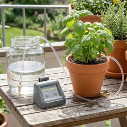 SmartLife WiFi Bewässerungssystem, Wasserpumpe für bis zu 10 Pflanzen, Android / iOS