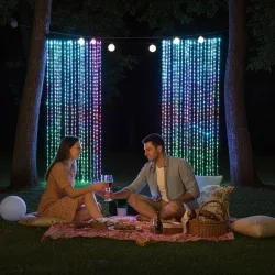2er-Set Bunter LED-Vorhang mit 400 LEDs, RGB, IP44, 2 x 2 m