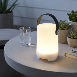 Akku Tischlampe mit 4 Lichtmodi in weiss & 16 RGB-Farben, IP44