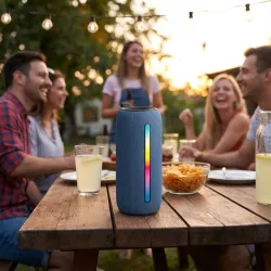 Portabler Mini Bluetooth-Lautsprecher, blau