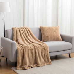 2er-Set Sofadecke 125 x 150 cm & Kuschelkissen 45 x 45 cm in Felloptik, sandfarbe