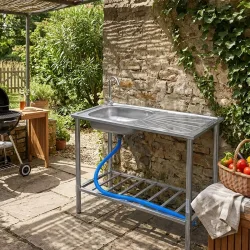 Edelstahl-Spültisch für die Outdoorküche