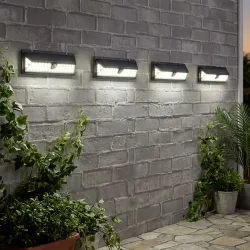 4er-Set Wandleuchte, mit Solarpanel, mit Bewegungs-Sensor, 800 Lumen, 13,2 Watt