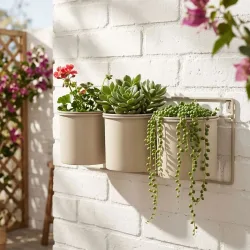 Blumentopfhalter aus Metall, 3 Blumentöpfe für die Wand, beige, je 12 x 14 cm