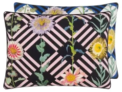 Designers Guild Kissen Flower's Game - Bourgeon Mehrfarbig | Schubiger Möbel