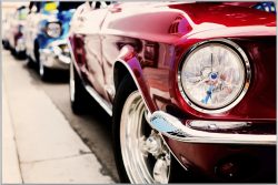 image LAND Bild mit Rahmen Roter Oldtimer  | Schubiger Möbel