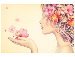 image LAND Alubild Schönheit mit Blumen  | Schubiger Möbel