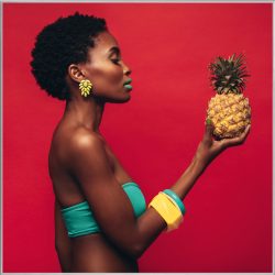 image LAND Bild mit Rahmen Schönheit mit Ananas  | Schubiger Möbel