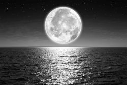 image LAND Alubild Vollmond  | Schubiger Möbel