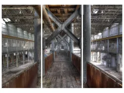 image LAND Digitaldruck auf Acrylglas Werkshalle 1  | Schubiger Möbel
