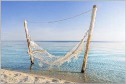 image LAND Bild mit Rahmen Hängematte im Meer  | Schubiger Möbel