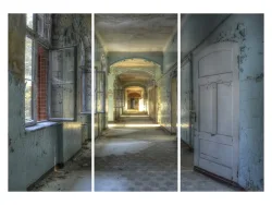 image LAND Digitaldruck auf Acrylglas Lost Place Flur 1  | Schubiger Möbel