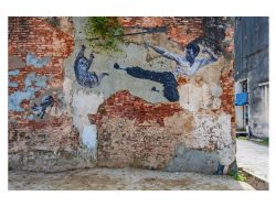 image LAND Digitaldruck auf Acrylglas Street Art mit Kämpfer  | Schubiger Möbel