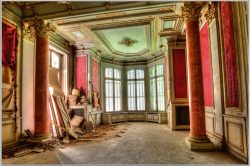 image LAND Bild mit Rahmen Lost Place Salon  | Schubiger Möbel