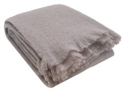 Sander AG Plaid Simba Taupe 130x180 cm  | Schubiger Möbel