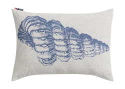 Sander AG Kissenhülle Alba Schnecke, Marine 40 x 60 cm  | Schubiger Möbel