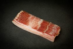 Bio Knospe Bündner Rohessspeck geschnitten