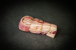 Bio Knospe Kalbsbrustschnitte mit Speck