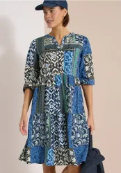 Knielanges Kleid in Seersuckerqualität