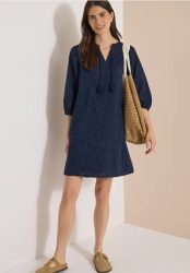 Knielanges Kleid mit 3/4