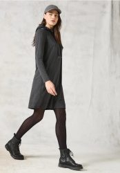 Kleid im Nadelstreifen