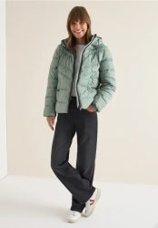 Steppjacke mit Kapuze