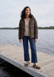 Steppjacke mit Kapuze und Reißverschluss