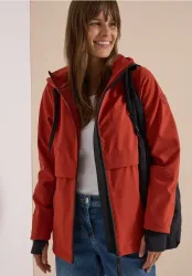 Softshell Jacke mit abnehmbarer Kapuze