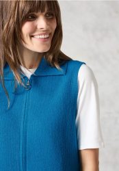 Ärmellose Strickjacke